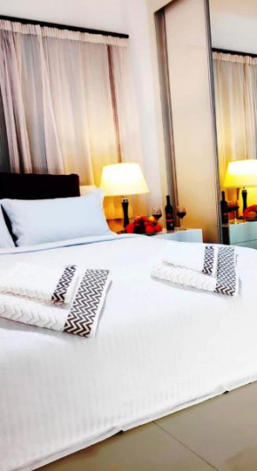 Uptown holiday app daily rental contactless Check In & Check Out, Famagusta